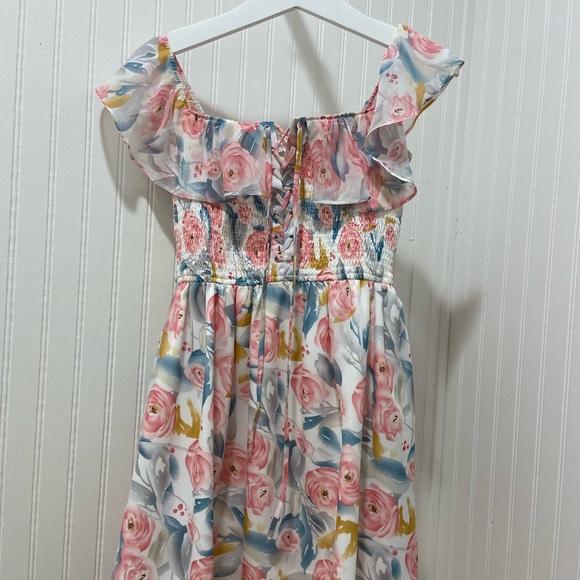 Floral dress - Picture 2 of 3